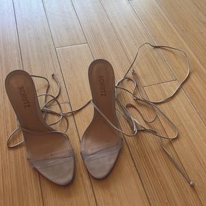 Schutz neauteal scrappy heels. Size 8.5. Runs small, for size 8.